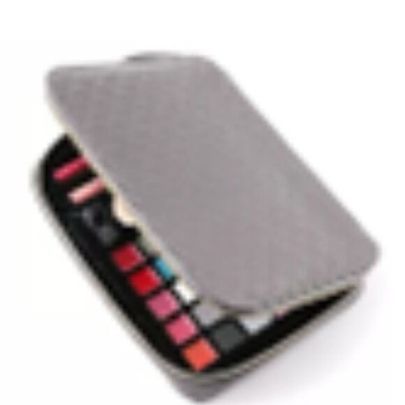 goodness & grace Medium Zip Around Makeup Case NWT - Picture 5 of 6